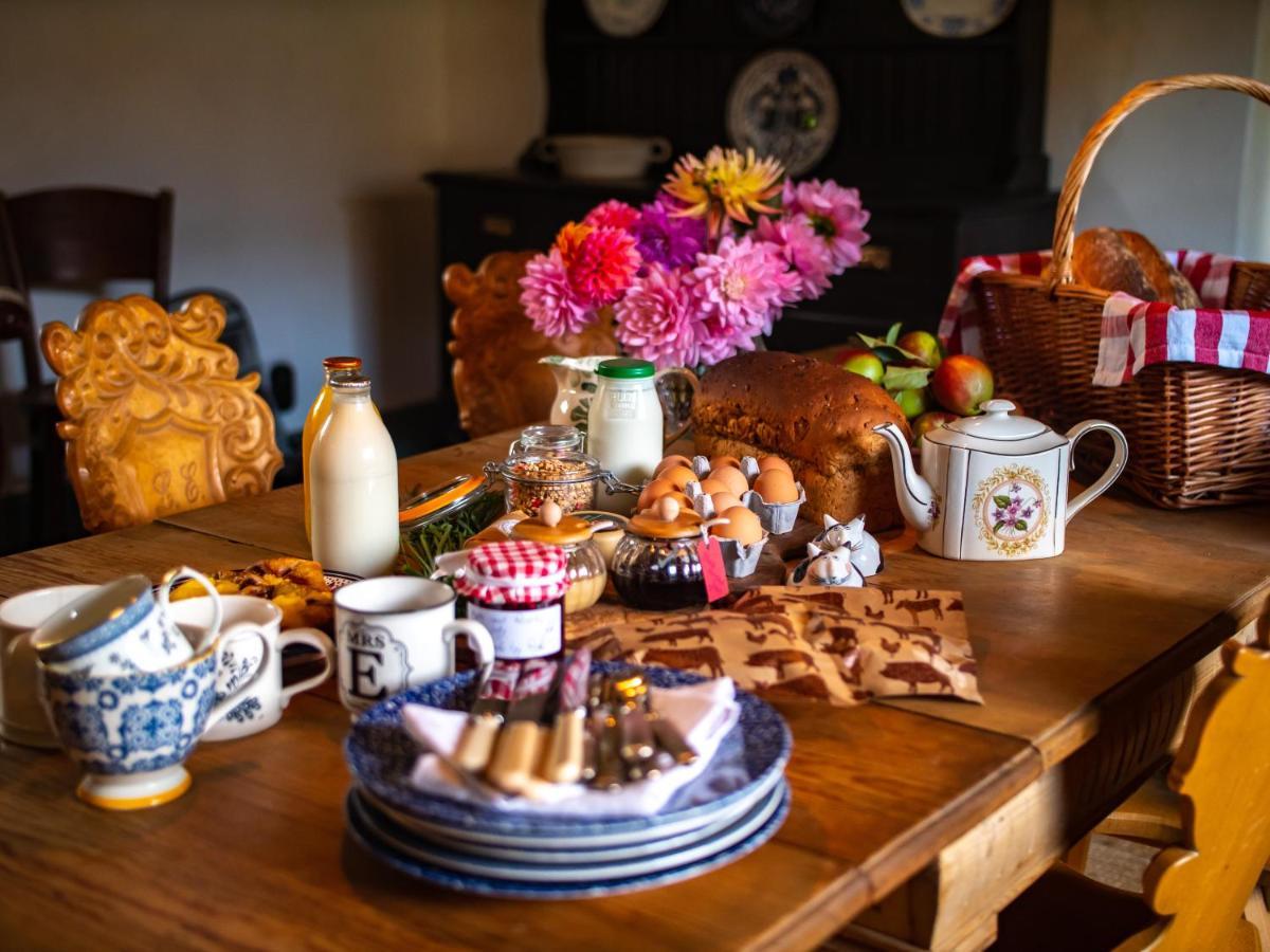 Country Cottage With Spa, Catering, Gardens, Nature Reserve Walks - Free Parking, Self Checkin Scunthorpe Exterior foto