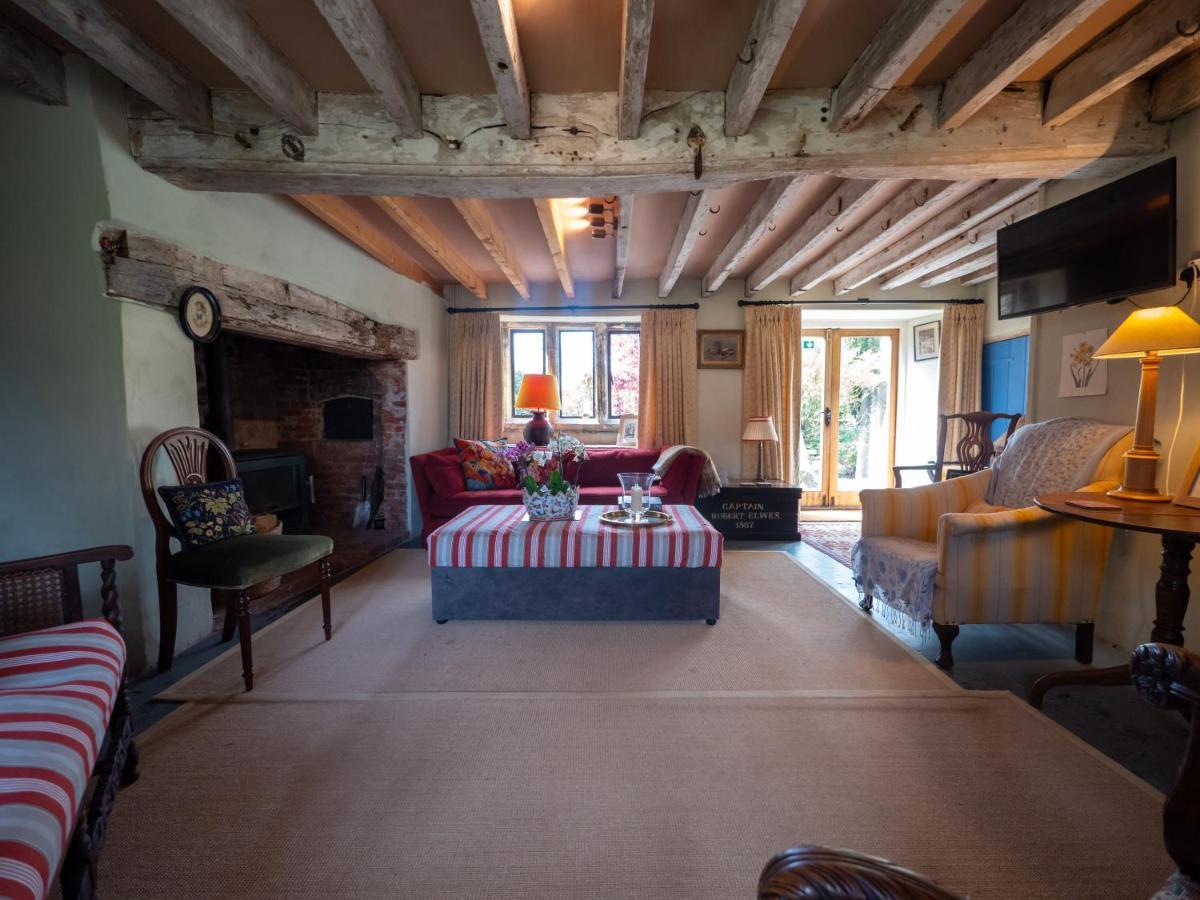 Country Cottage With Spa, Catering, Gardens, Nature Reserve Walks - Free Parking, Self Checkin Scunthorpe Exterior foto